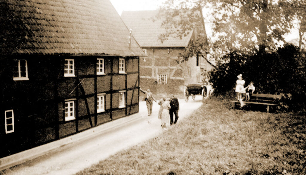 Ein altes Gebäude in der ersten Hälfte des 20. Jahrhunderts